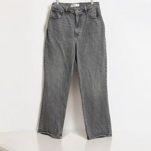 A&F 90s Straight Ultra High Rise Curve Love 27/4Short